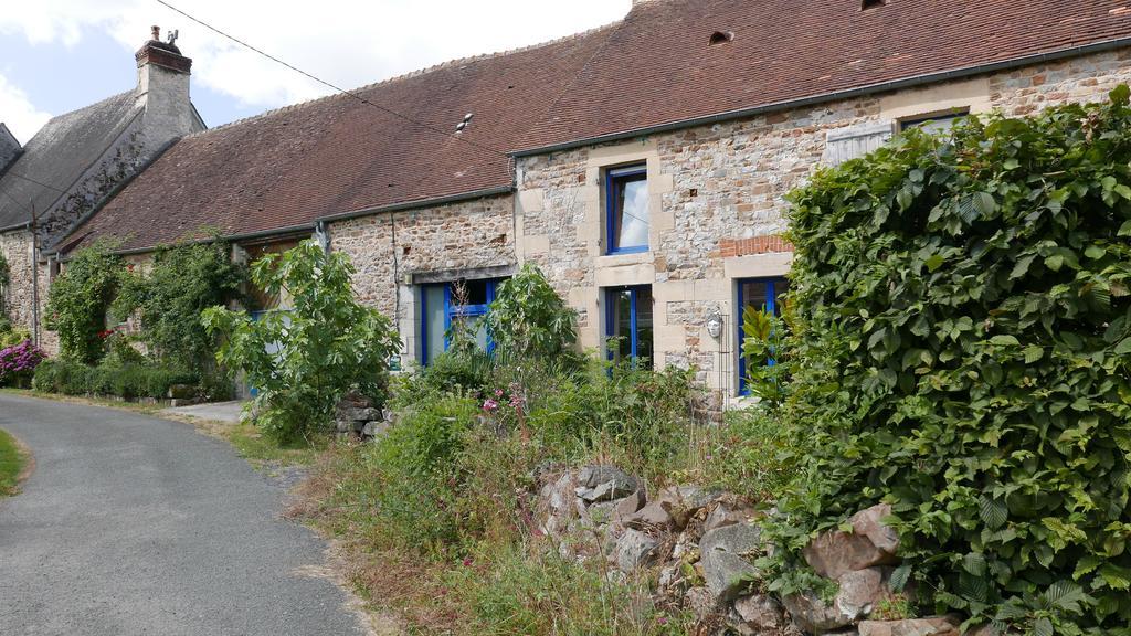 La Lande-de-Goult La Cage Aux Oiseaux B&B 외부 사진