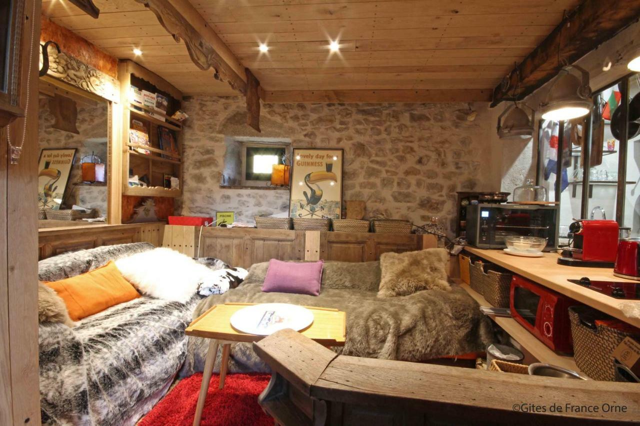 La Lande-de-Goult La Cage Aux Oiseaux B&B 외부 사진